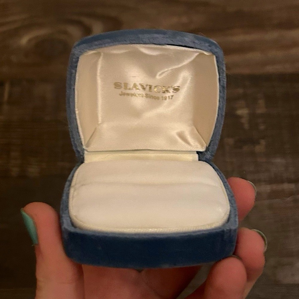 Slavick's Blue Velvet Square Ring Jewelry Box, Lined, Holds 1 Piece